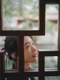 YITUYU艺图语 2025.01.06 娴静犹如花照水 欣欣(18)